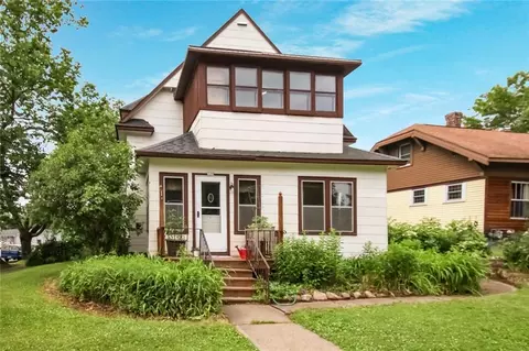 220 S 4th St, Cornell, WI 54732 photo 1