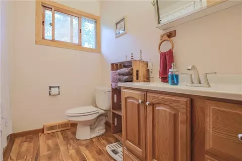 464 E Oak St, Cadott, WI 54727 photo 17