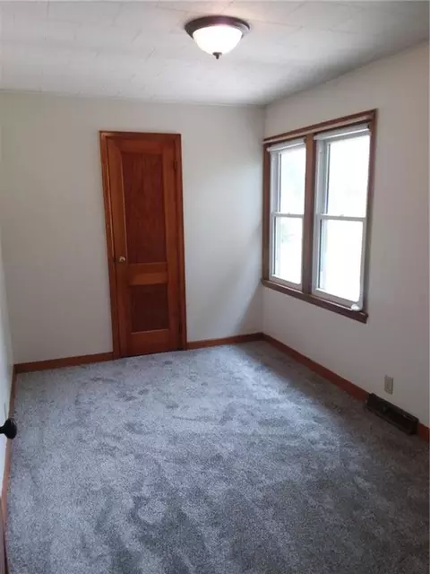1609 Smith St, Bloomer, WI 54724 photo 4