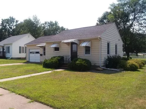 1609 Smith St, Bloomer, WI 54724 photo 1