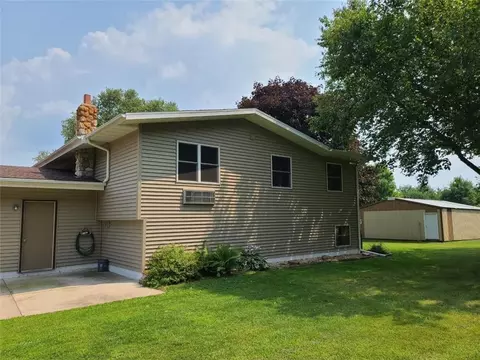 1452 10th St, Barron, WI 54812 photo 4