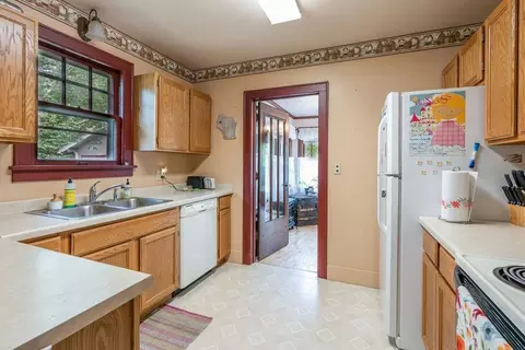 618 Smith St, Spooner, WI 54801 photo 9