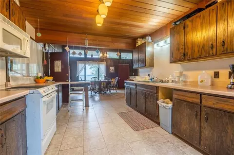 305 E Lake Dr, Shell Lake, WI 54871 photo 9