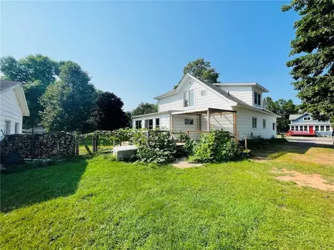 218 3rd Ave, Shell Lake, WI 54871 photo 4