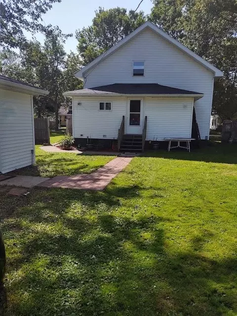 1820 Jackson St, Bloomer, WI 54724 photo 2