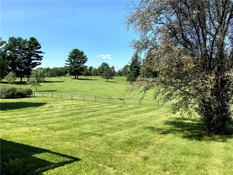 211 17th Ave, Bloomer, WI 54724 photo 4