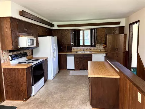 211 17th Ave, Bloomer, WI 54724 photo 10