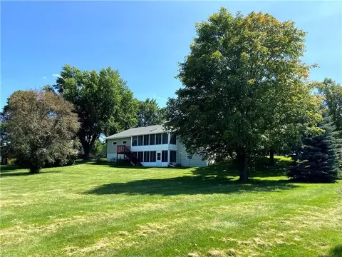 211 17th Ave, Bloomer, WI 54724 photo 9