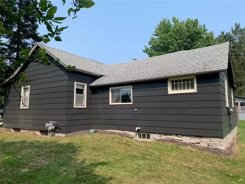 218 5th Ave, Shell Lake, WI 54871 photo 2