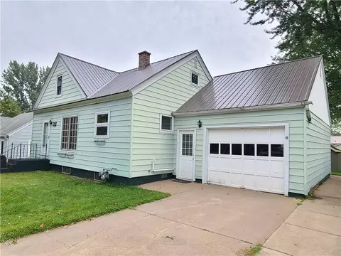 1908 Ivy St, Bloomer, WI 54724 photo 2