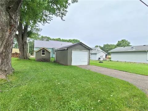 1908 Ivy St, Bloomer, WI 54724 photo 38