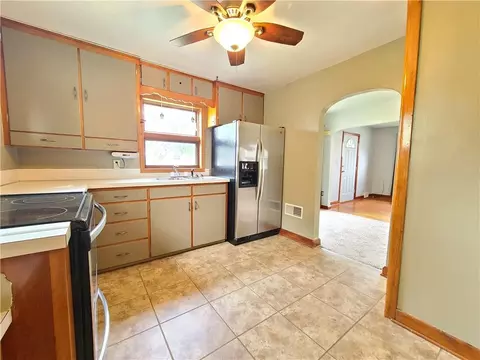 1908 Ivy St, Bloomer, WI 54724 photo 6