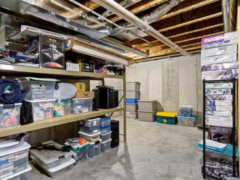 908 Daisy Ln, Eau Claire, WI 54703 photo 27