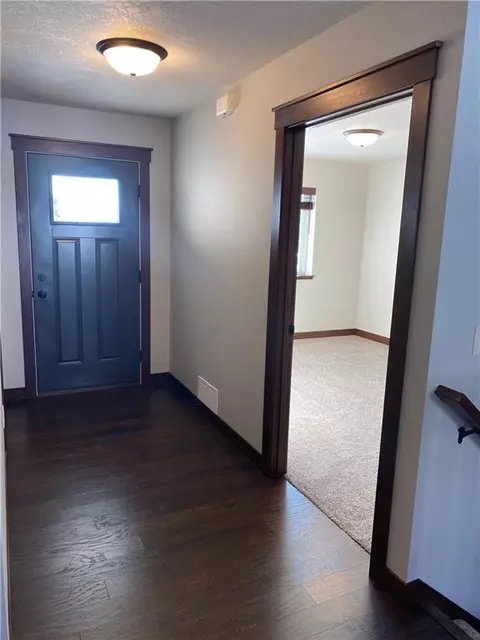 908 Daisy Ln, Eau Claire, WI 54703 photo 18