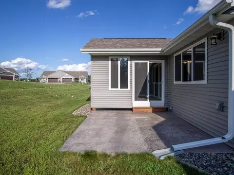 908 Daisy Ln, Eau Claire, WI 54703 photo 35