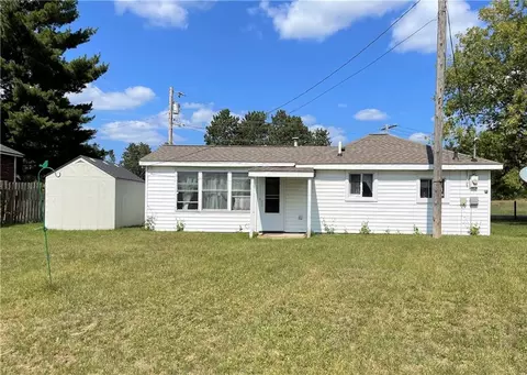331 S Summit St, Spooner, WI 54801 photo 2