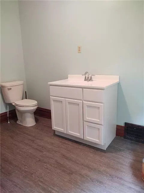 137 E 5th Ave, Stanley, WI 54768 photo 20