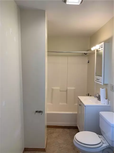 614 E Front St, Withee, WI 54498 photo 8