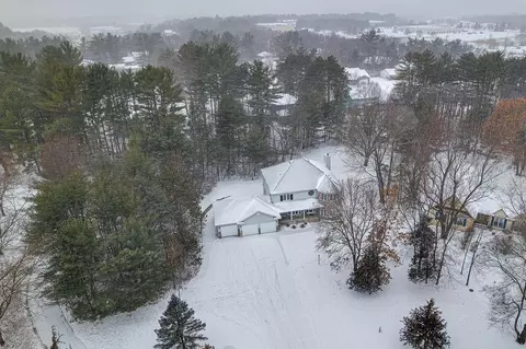 1320 Bittersweet Rd, Eau Claire, WI 54701 photo 2