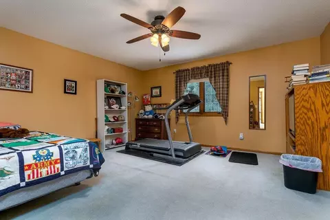 1320 Bittersweet Rd, Eau Claire, WI 54701 photo 18