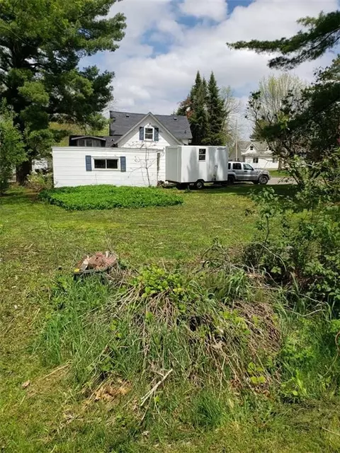 350 E 2nd Ave, Stanley, WI 54768 photo 8