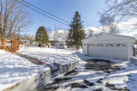 311 Bates St, Cornell, WI 54732 photo 4