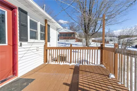 311 Bates St, Cornell, WI 54732 photo 5