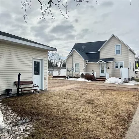 9 E Division Ave, Barron, WI 54812 photo 6