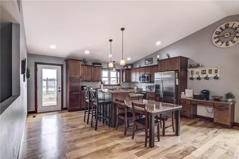 302 Dunn St, Colfax, WI 54730 photo 4