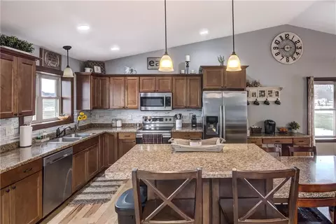 302 Dunn St, Colfax, WI 54730 photo 6