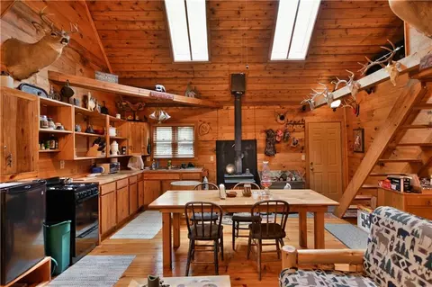 8510 Ole Lake Rd, Cable, WI 54821 photo 9