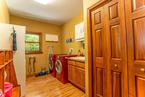 3265 Davis Dr, Eau Claire, WI 54701 photo 10