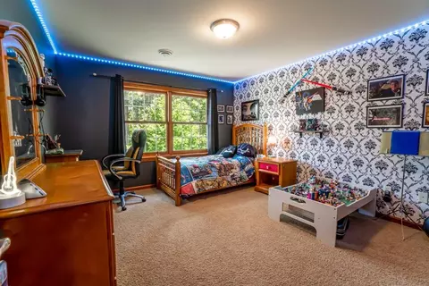 3265 Davis Dr, Eau Claire, WI 54701 photo 15