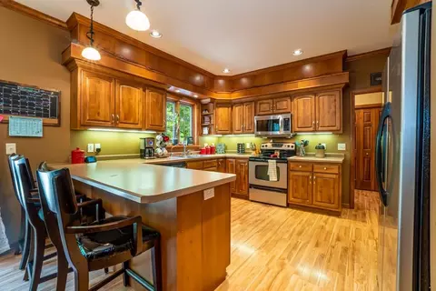 3265 Davis Dr, Eau Claire, WI 54701 photo 5