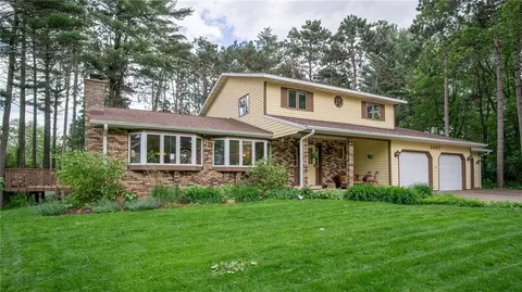 3007 Coltman Ln, Eau Claire, WI 54701