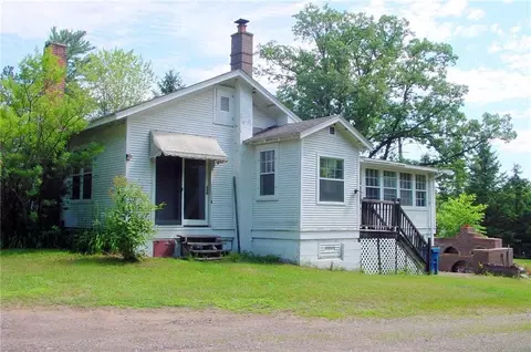 503 E Arthur Ave, Bruce, WI 54819 photo 2