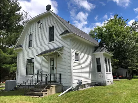 210 E North Ave, Luck, WI 54853 photo 23