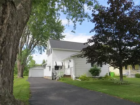 415 E Main St, Thorp, WI 54771 photo 2