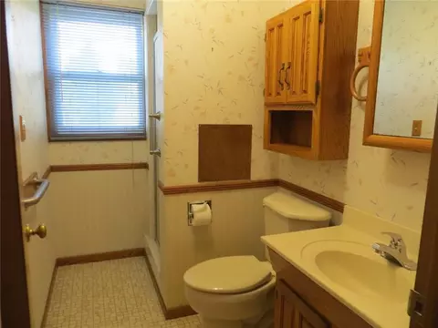 415 E Main St, Thorp, WI 54771 photo 11