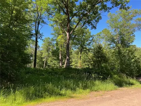 73 E Nn E Willow St, Webster, WI 54893