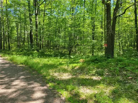 9613 W Doherty Ln, Spooner, WI 54801