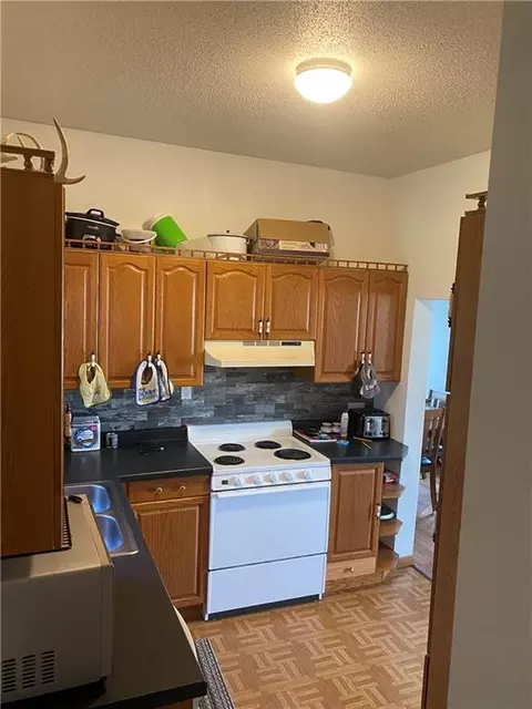 320 E Maple St, Stanley, WI 54768 photo 7