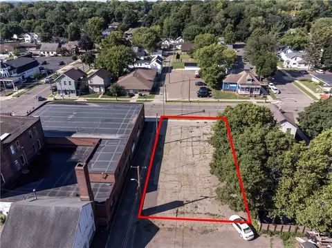 515 Bay St, Chippewa Falls, WI 54729