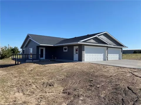 2103 2nd Ave, Bloomer, WI 54724