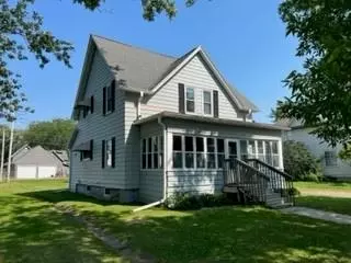 113 E 5th Ave, Stanley, WI 54768 photo 2