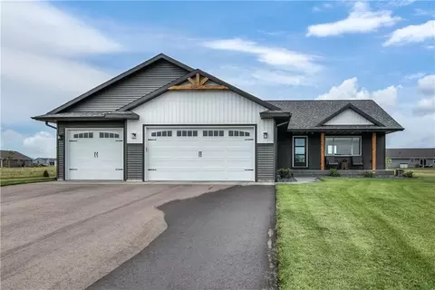 3025 Patrick John Dr, Eau Claire, WI 54701