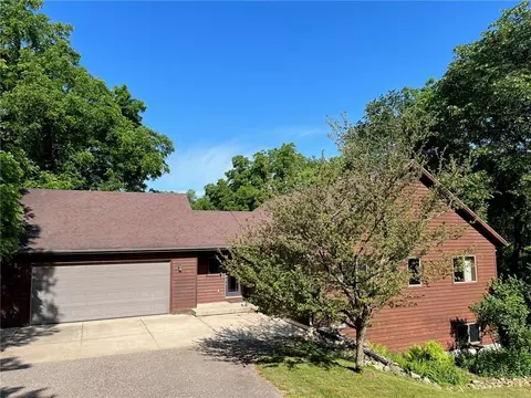 n8821 Badger Road, Blanchardville, WI 53516