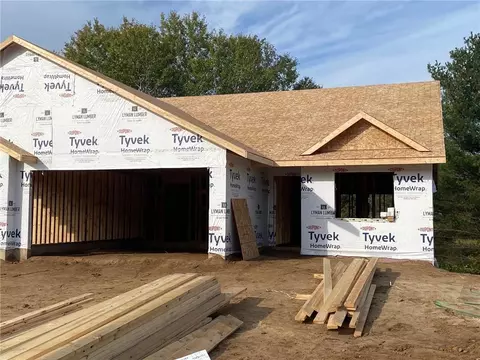 5247 Quiet Hollow Ct, Eau Claire, WI 54701