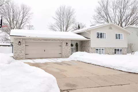 1407 Bradley Ave, Eau Claire, WI 54701
