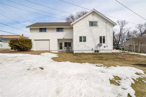 104 E Main St, Thorp, WI 54771 photo 2